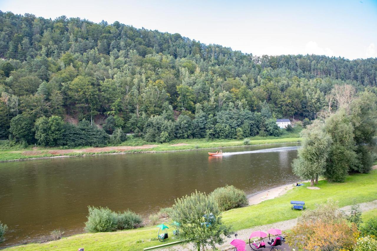 Campingplatz Am Treidlerweg Hotel Konigstein an der Elbe Exterior photo