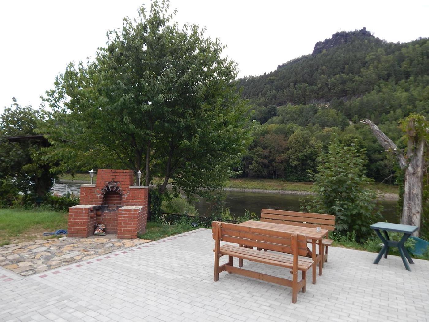 Campingplatz Am Treidlerweg Konigstein an der Elbe Exterior photo