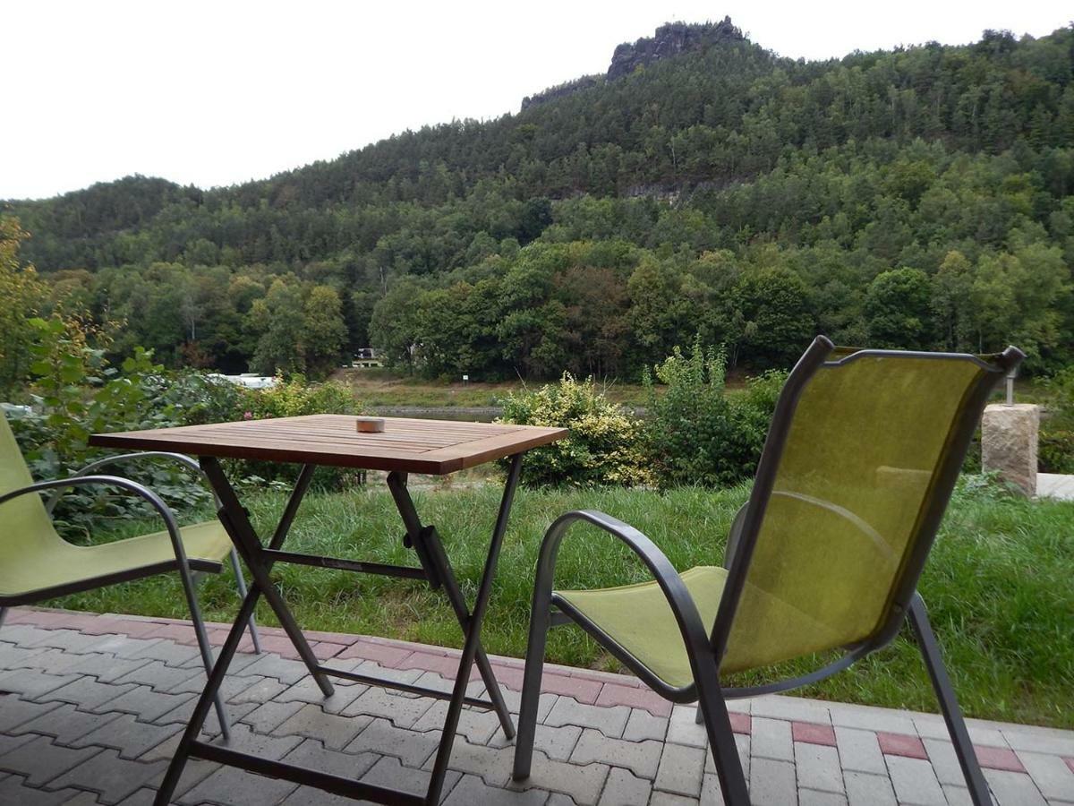 Campingplatz Am Treidlerweg Konigstein an der Elbe Exterior photo